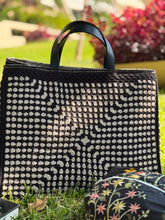 Load image into Gallery viewer, Black and Beige Crochet XL Bag